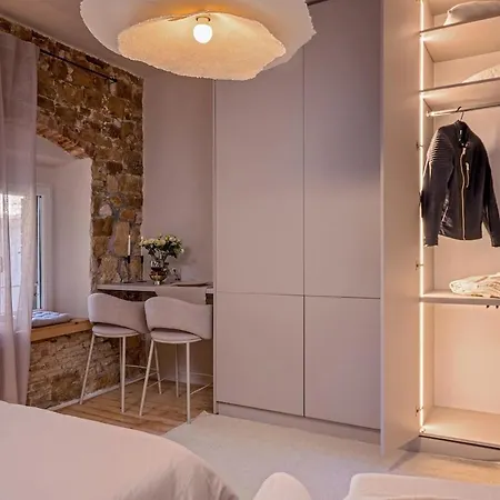 Palace Gates * スプリト